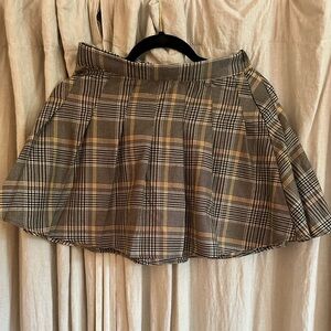 GARAGE - GINGHAM PLEATED SKIRT